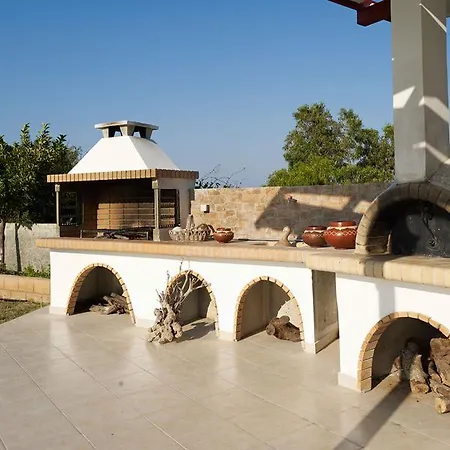 Artemis Hotel 5*